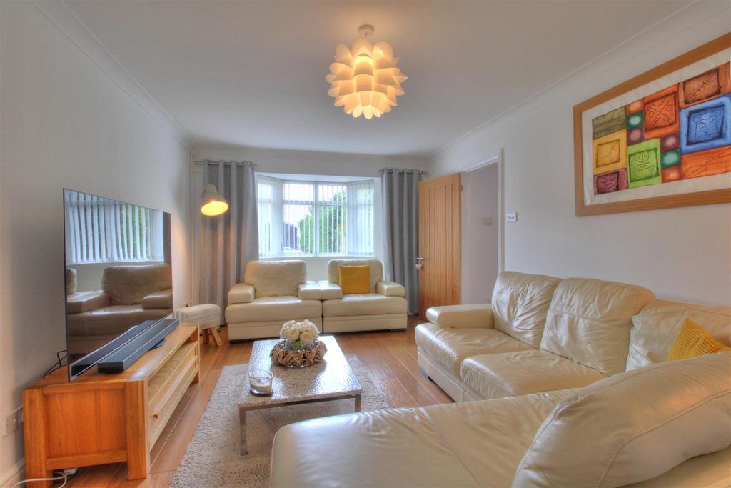 Pentwyn Terrace, Marshfield, Cardiff 4 bed detached house £470,000