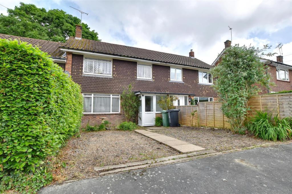 Oakhill Drive, Broad Oak 3 bed terraced house for sale £300,000