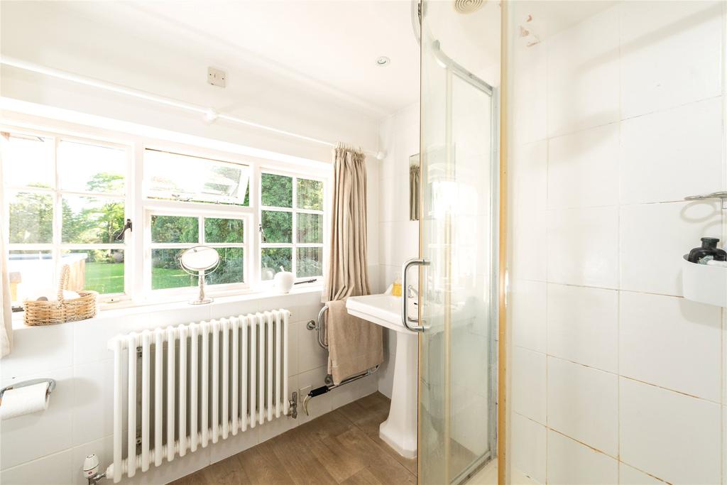 En Suite Shower Room