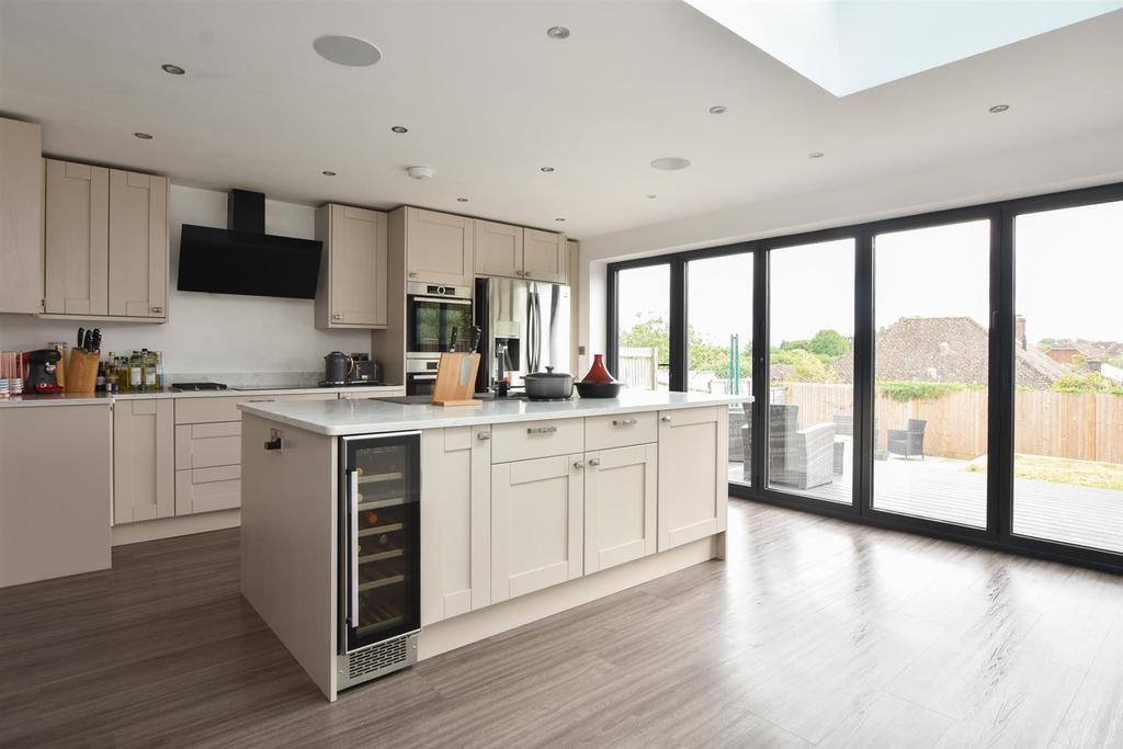 Heathlands, Westfield, Hastings 4 bed semidetached house £425,000