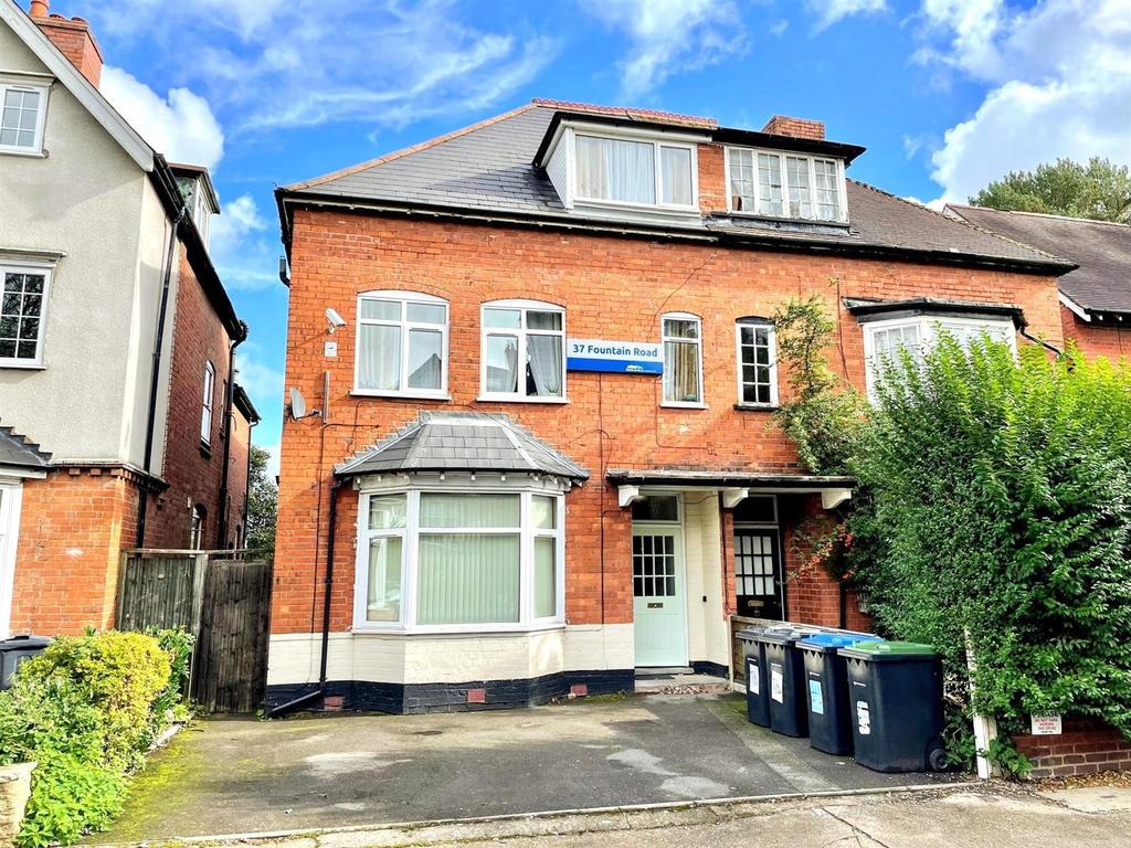 Fountain Road, Edgbaston, Birmingham, B17 1 bed flat £595 pcm (£137 pw)