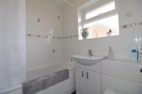 4 bedroom detached house for sale - Bromley Road, Seaford