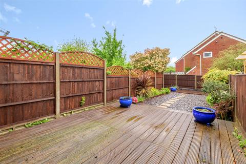 3 Holt Down, Petersfield, GU31 4PQ