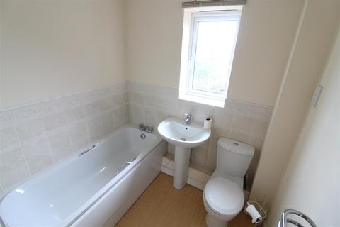 2 bedroom flat to rent - Hollands Way, Kegworth, Derby