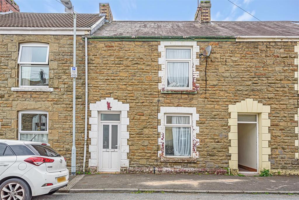 Compass Street, Manselton, Swansea 3 bed terraced house £140,000