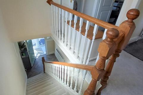 75 Grange Road, Rhyl, LL18 4BT