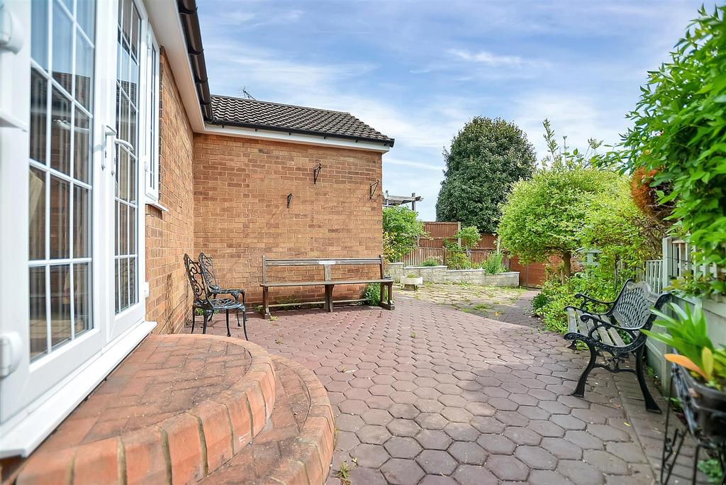 Gordondale Road, Mansfield 3 bed detached bungalow £230,000