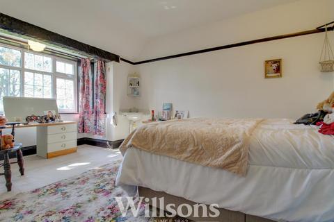 4 bedroom detached house for sale, Bratoft Lane, Burgh Le Marsh, Skegness