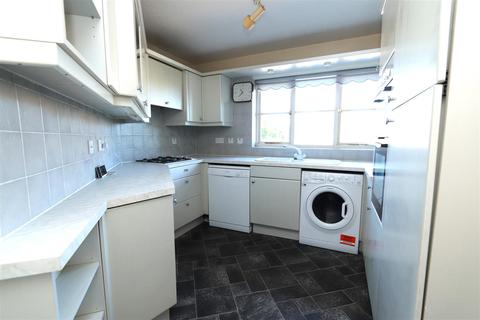 Flat 20, Booths Court Poplar Drive, Hutton, Brentwood, CM13 1YY