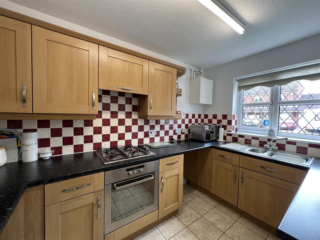 Applegarth, Gilberdyke, Brough 3 bed detached house £225,000
