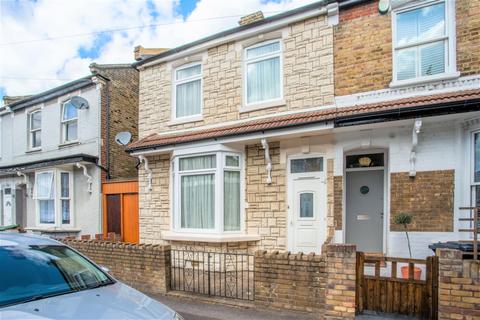 45 Park Grove Road, London, E11 4PT