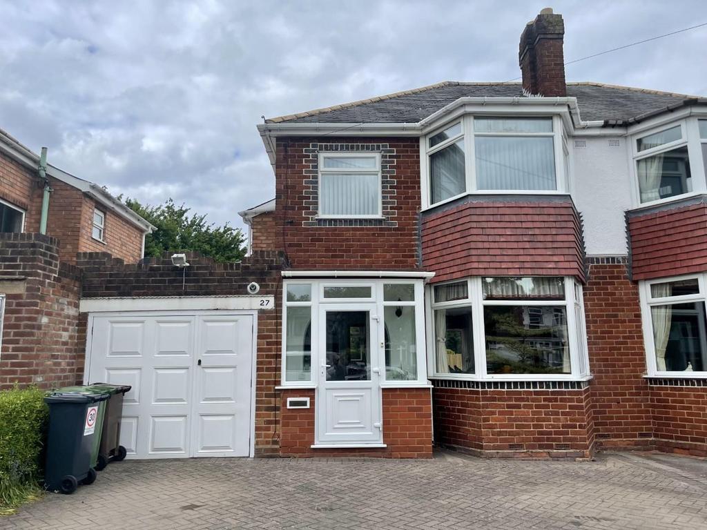 Ulleries Road, Solihull 3 bed semidetached house £360,000