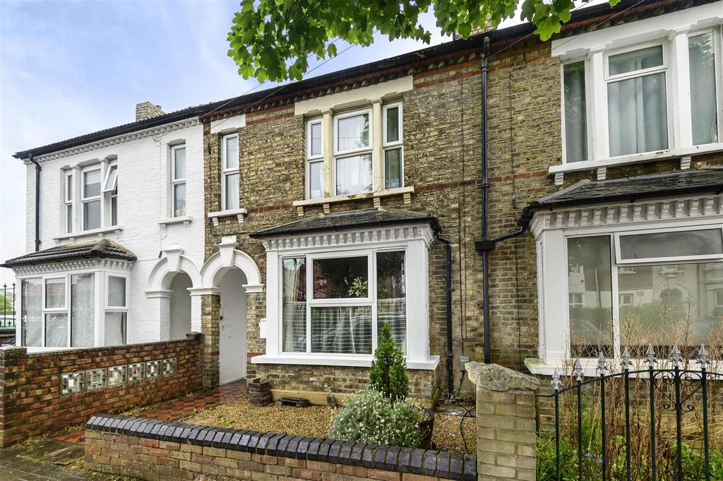 Clarendon Street, Bedford 2 bed flat £200,000