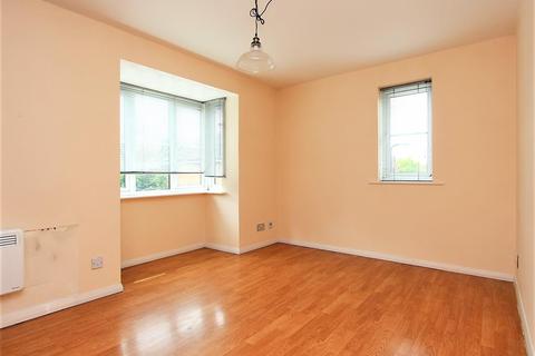 34 Thurlow Close, London, E4 9XE