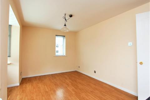 34 Thurlow Close, London, E4 9XE
