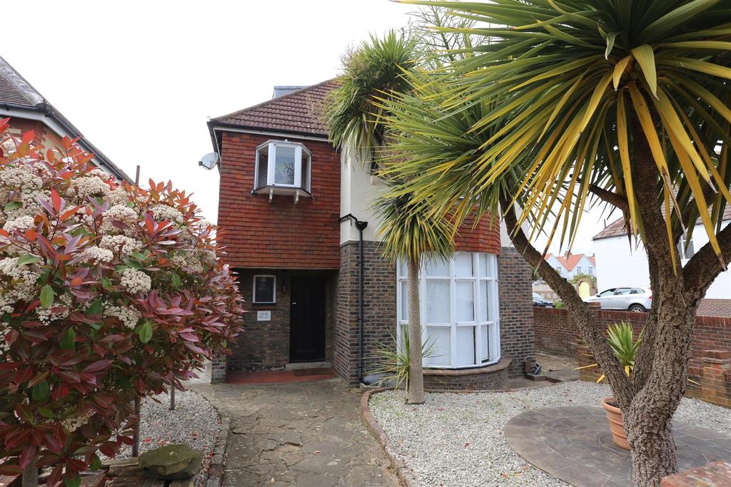Portland Avenue, Hove 1 bed £1,195 pcm (£276 pw)