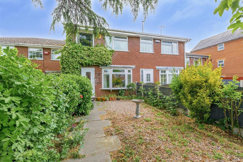 Broad Oak Drive, Stapleford, Nottingham 3 bed terraced house £170,000