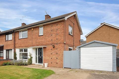 3 bedroom end of terrace house for sale - Queens Road, Radcliffe-On-Trent, Nottingham