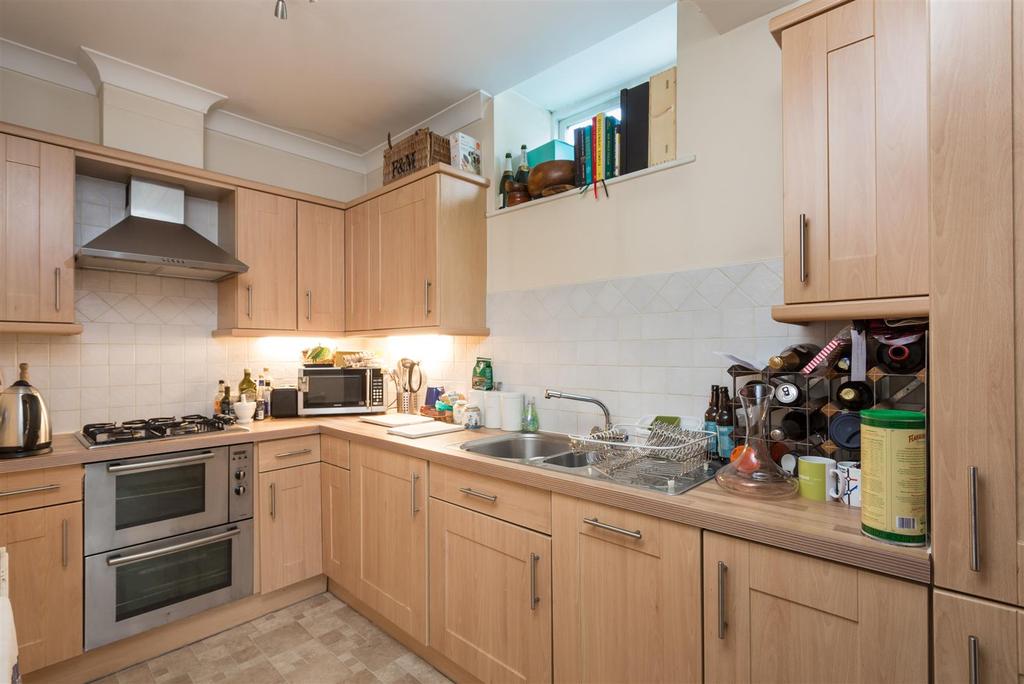 Fulford Chase, Fulford Road, York 2 bed flat £325,000