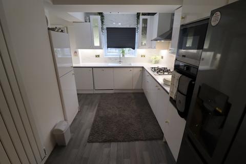 8 Besant Close, Blackburn, BB1 2RG