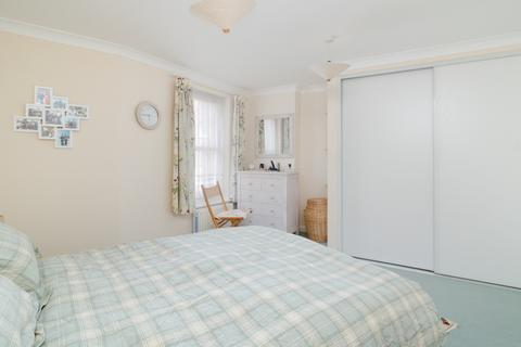 42 Orient Place, Canterbury, CT2 8AW