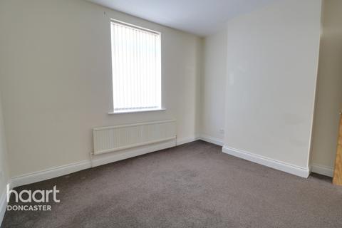 87 Skellow Road, Carcroft, Doncaster, DN6 8HL