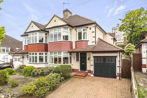 27 Rafford Way, Bromley, BR1 3EN