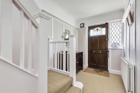 27 Rafford Way, Bromley, BR1 3EN