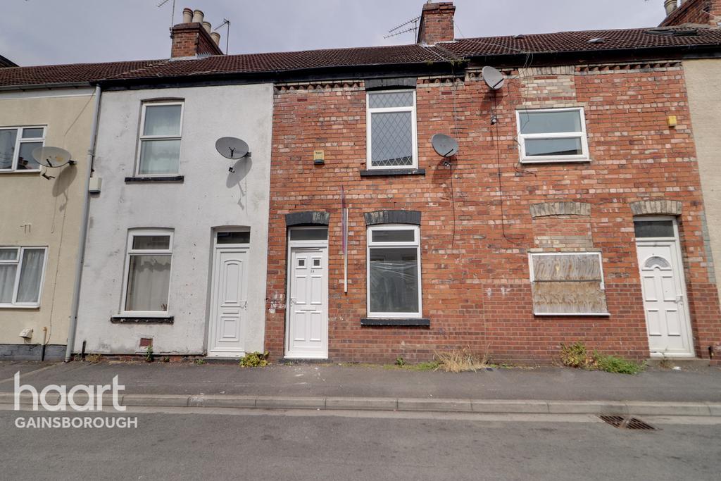 Linden Terrace, Gainsborough 3 bed terraced house for sale £60,000