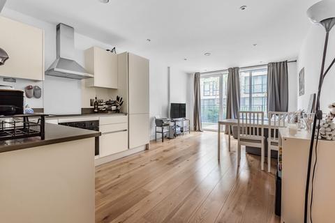 1 bedroom flat for sale - Grove Place London SE9