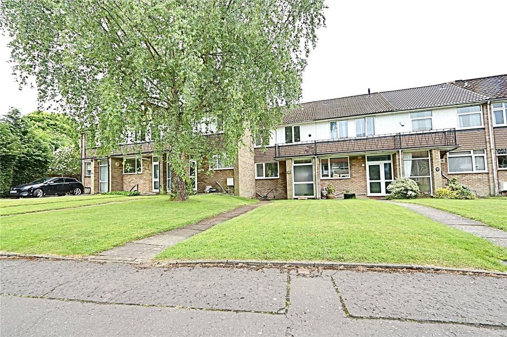 Milton Road, Ickenham, UB10 2 bed terraced house £1,500 pcm (£346 pw)