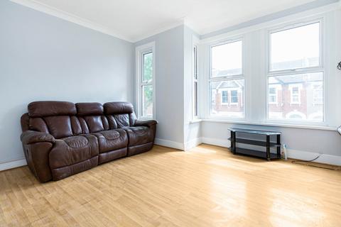 1 bedroom flat to rent - Rectory Road, Manor Park, E12