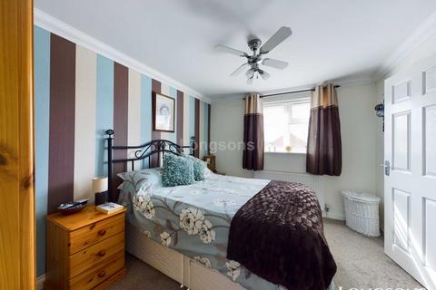 43a Akrotiri Square, Watton, Thetford, IP25 6HZ