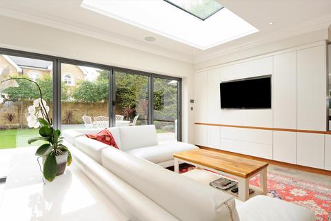 undefined, Hever Place, East Molesey, Surrey, KT8