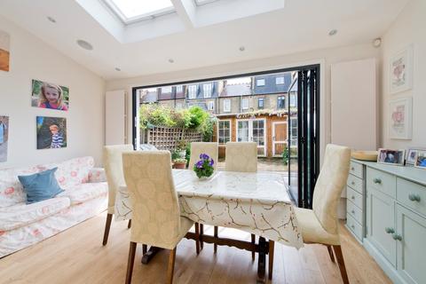 35 Silverton Road, London, W6 9NY