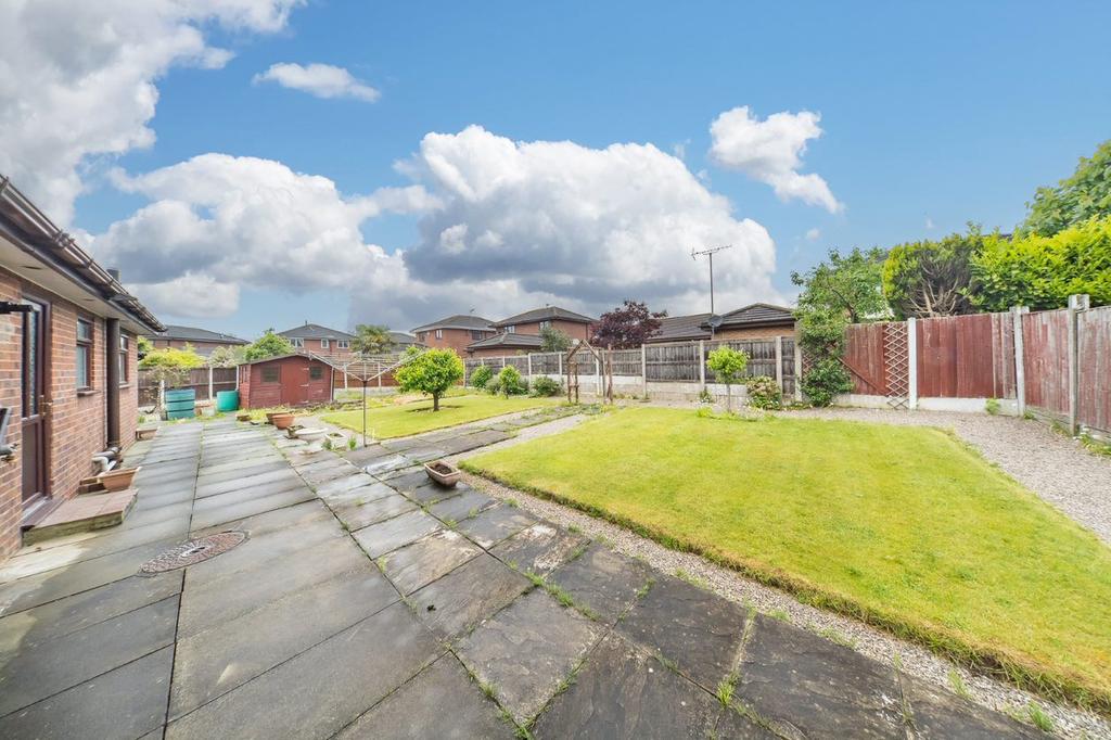 Kempton Close, Huyton 3 bed bungalow £300,000
