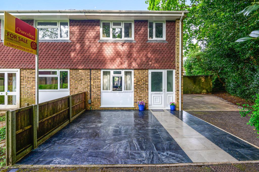 Goldsworth Park, Woking, GU21 3 bed end of terrace house £425,000