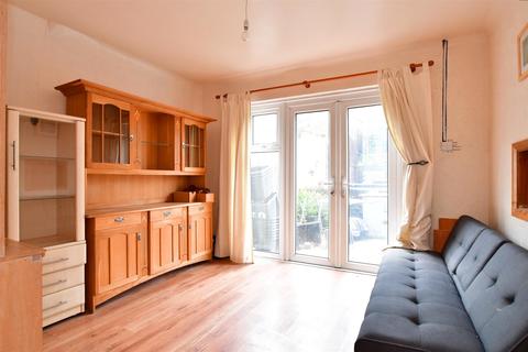 50 Ashurst Road, Brighton, BN2 4PH