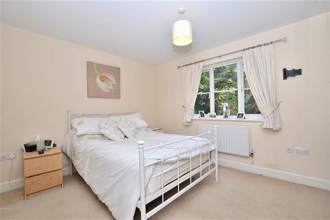 2 bedroom apartment for sale - Foresters Court, The Croft, Loughton, IG10