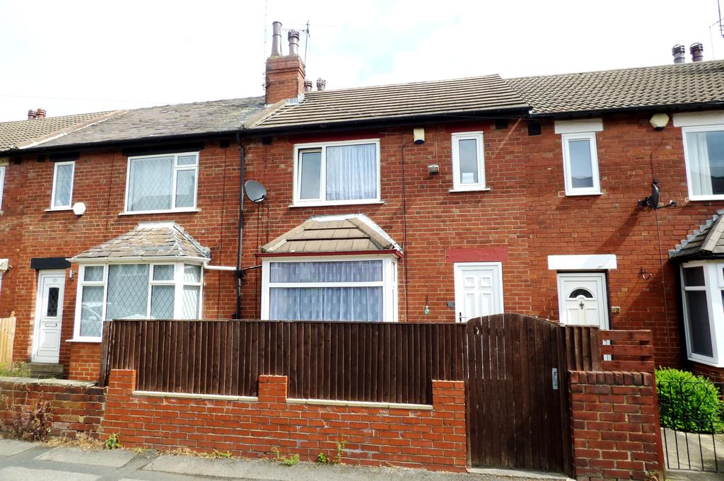 Aston Terrace, Leeds LS13 3 bed terraced house £795 pcm (£183 pw)
