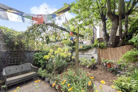 39a Trent Road, London, SW2 5BJ