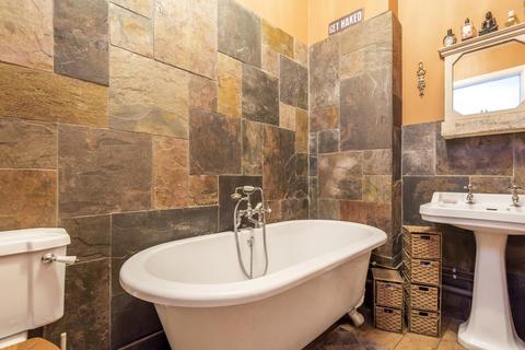 39a Trent Road, London, SW2 5BJ