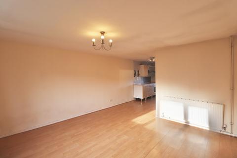 2 bedroom flat to rent, Great Holme Court, Thorplands, Northampton, NN3