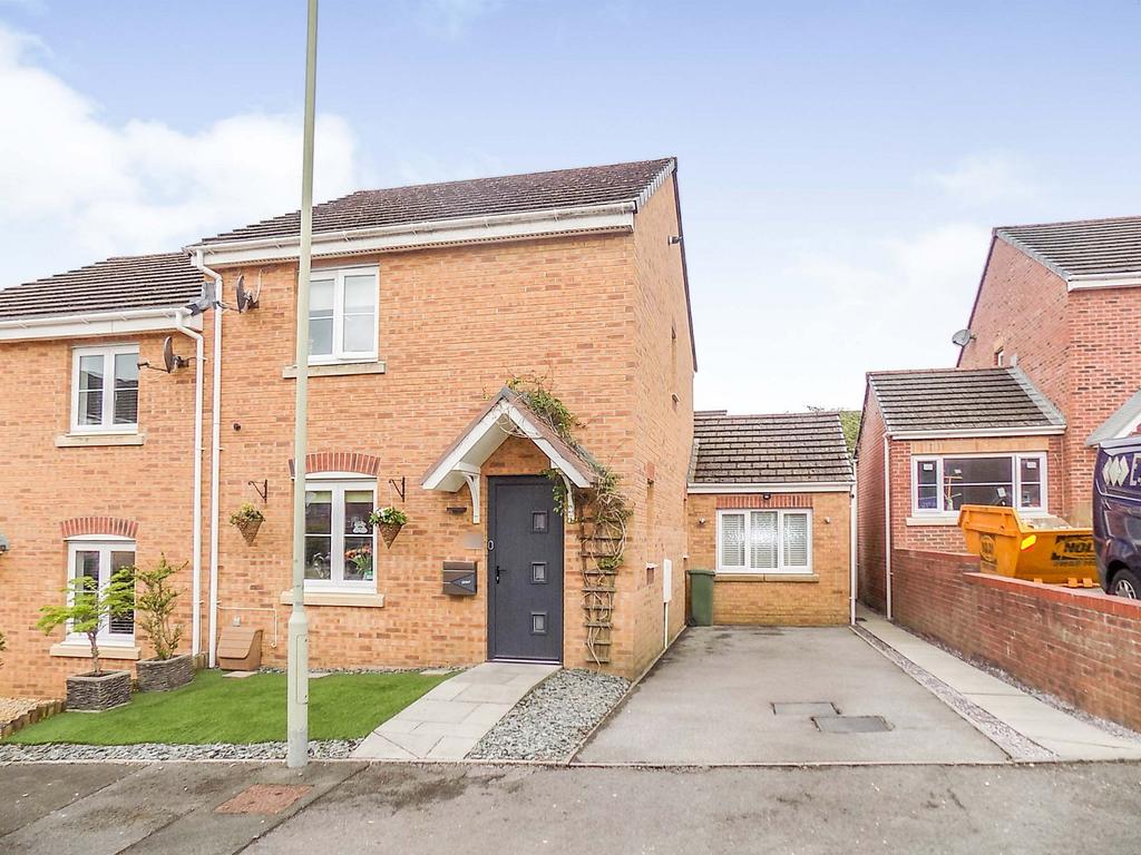 Longacres, Brackla, Bridgend County. CF31 2DD 4 bed semidetached house