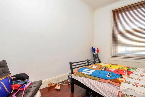 2 bedroom flat for sale - Castelnau, Barnes