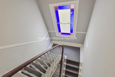 20 Court Yard, London, SE9 5PZ