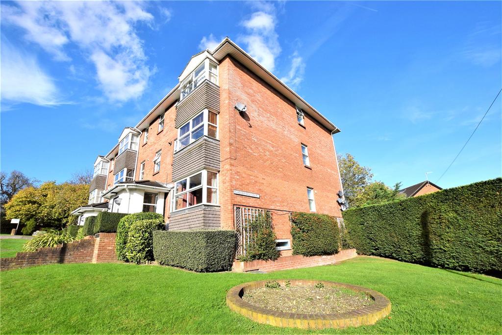 Flat 2 Gadebridge Court, Warners End Road, Hemel Hempstead, Herts, HP1