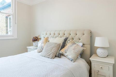 45a Victoria Avenue, Surbiton, KT6 5DN