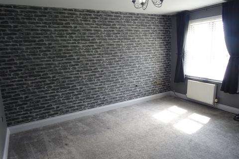 3 bedroom terraced house to rent, Brackenridge, Shotton