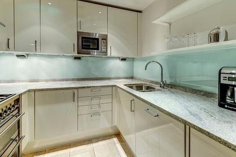 1 bedroom apartment to rent - Young Street, W8